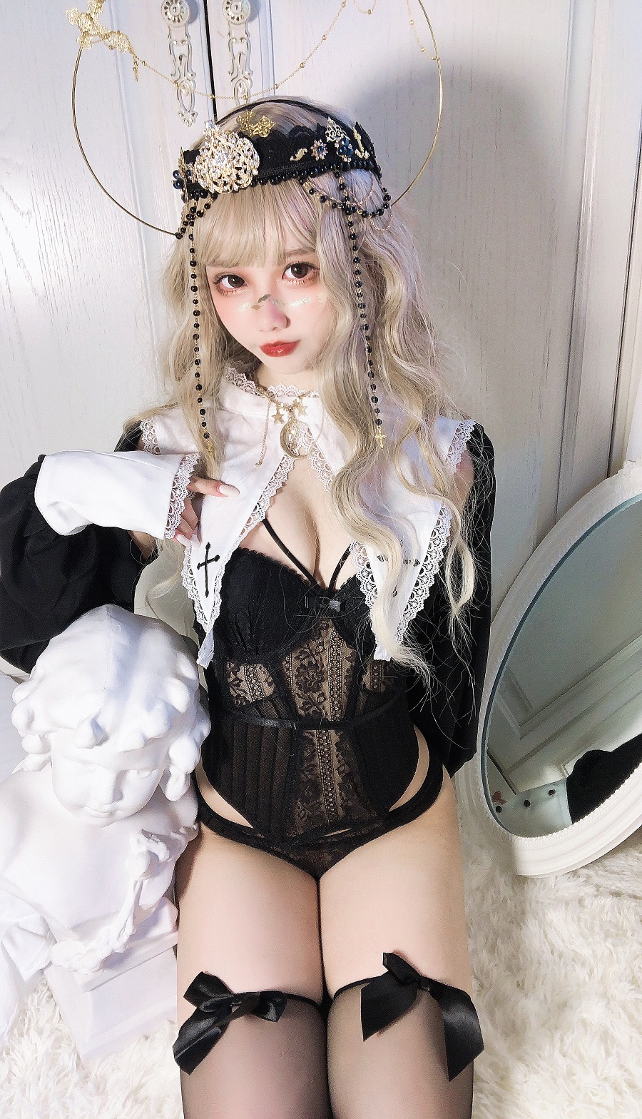 果咩酱w-叛逆修女[30P] 小姐姐 预览1图