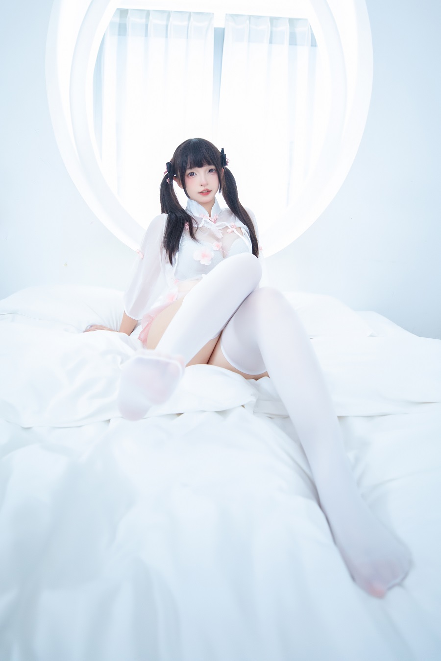 神楽坂真冬-蜜桃雪糕[75P+2V] 小姐姐 预览1图