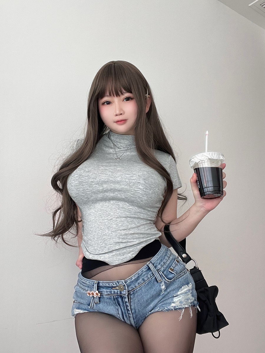 是依酱吖-学姐的背影[38P+5V] 小姐姐 预览1图