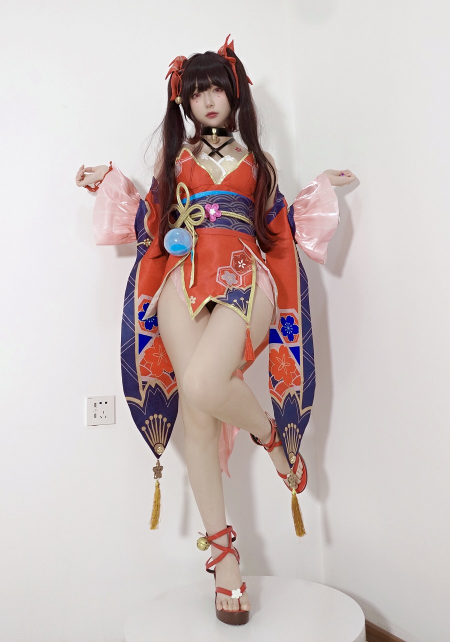 迷之呆梨-自撮り写真-花火[66P+3V] 小姐姐 预览1图