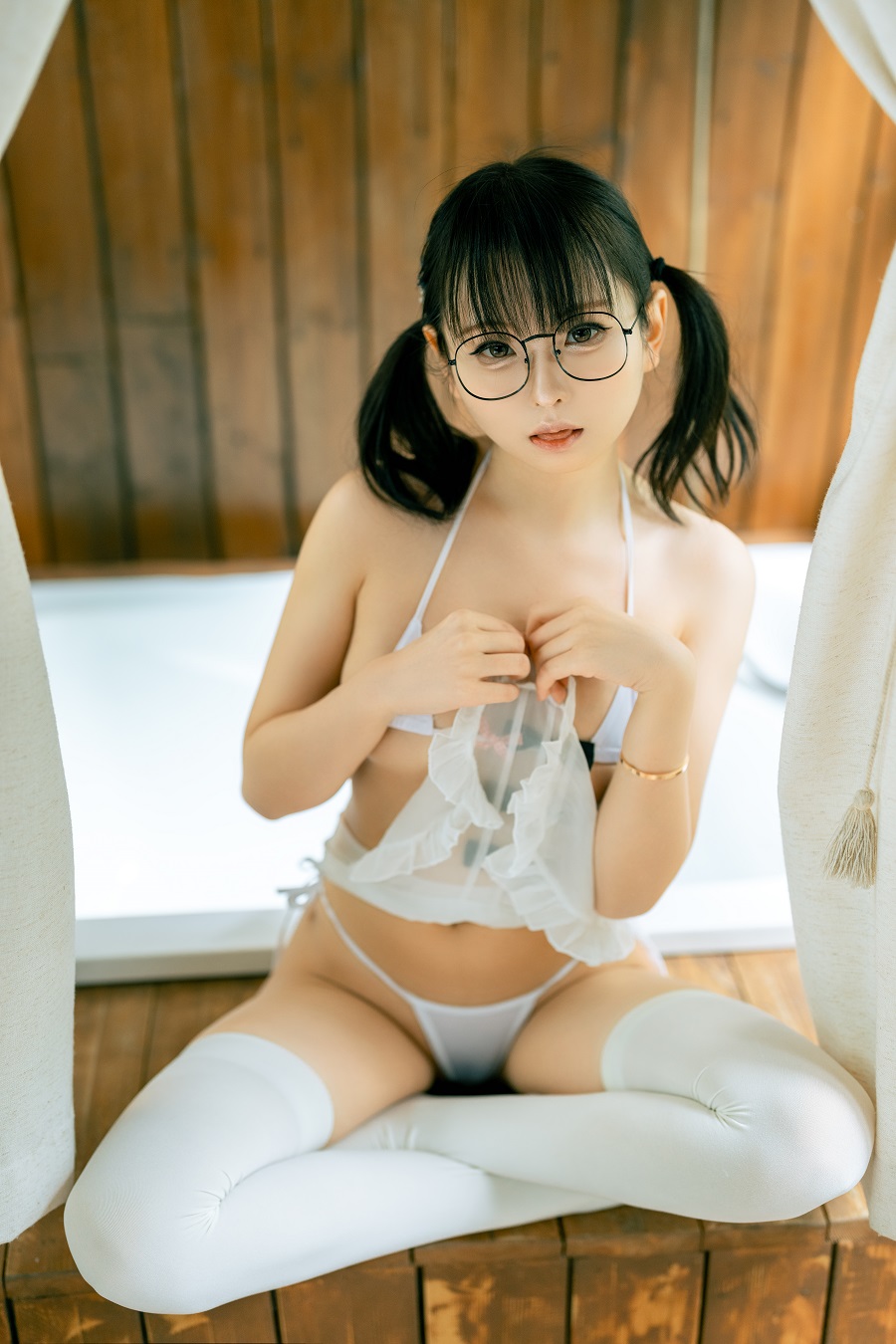幼水铃衣-居家双马尾合集[80P+1V] 小姐姐 预览3图