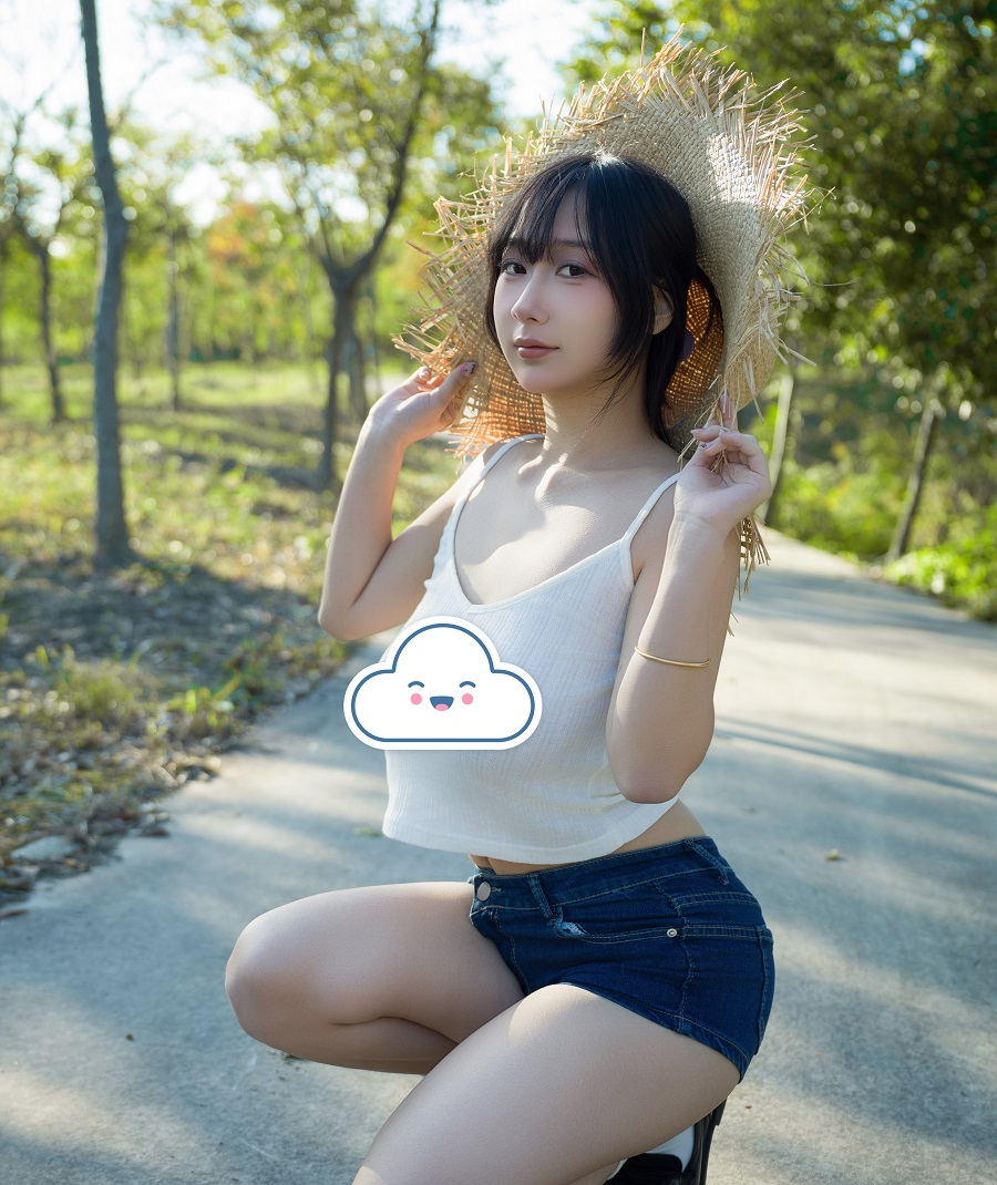 浅安安-午后[87P] 小姐姐 预览1图