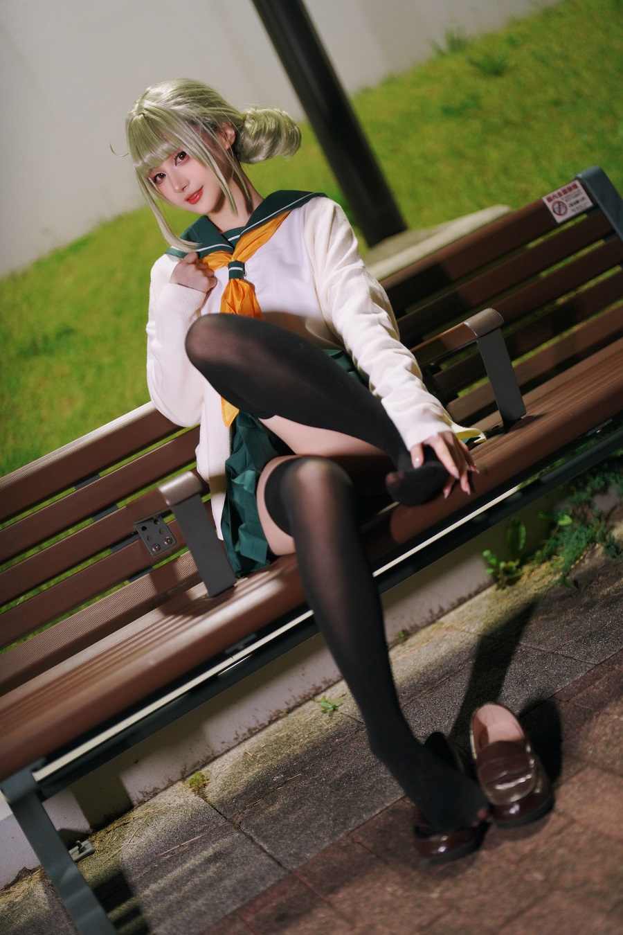 幼愛youmeko-小琪舞JK制服[48P+1V] 小姐姐 预览3图