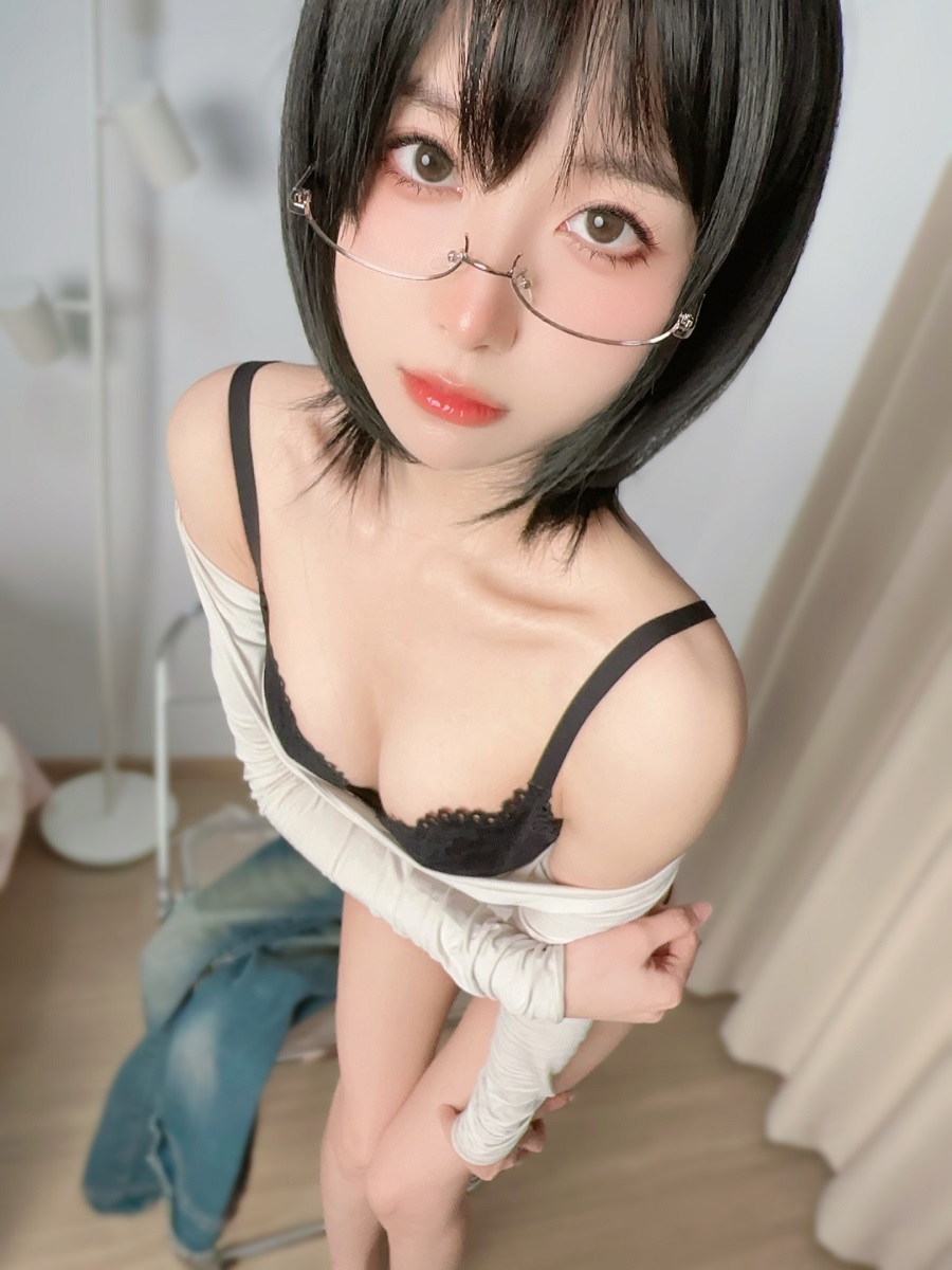 布丁大法-25年1月Perohub-同居生活[13P] 小姐姐 预览3图