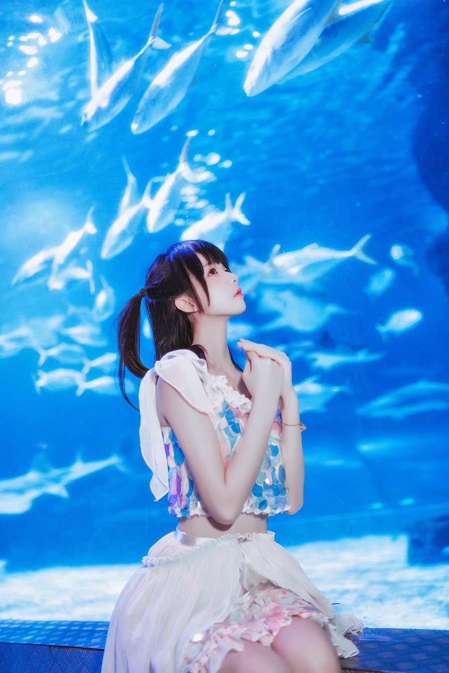 桜桃喵-水族馆[15P] 小姐姐 预览1图