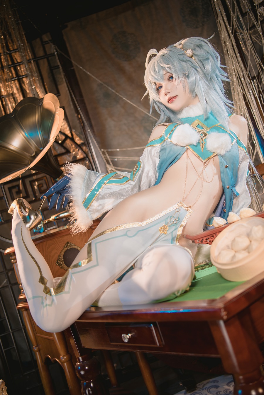 矢量鱼-少女前线-芙洛伦·妙手回春[31P] 小姐姐 预览2图