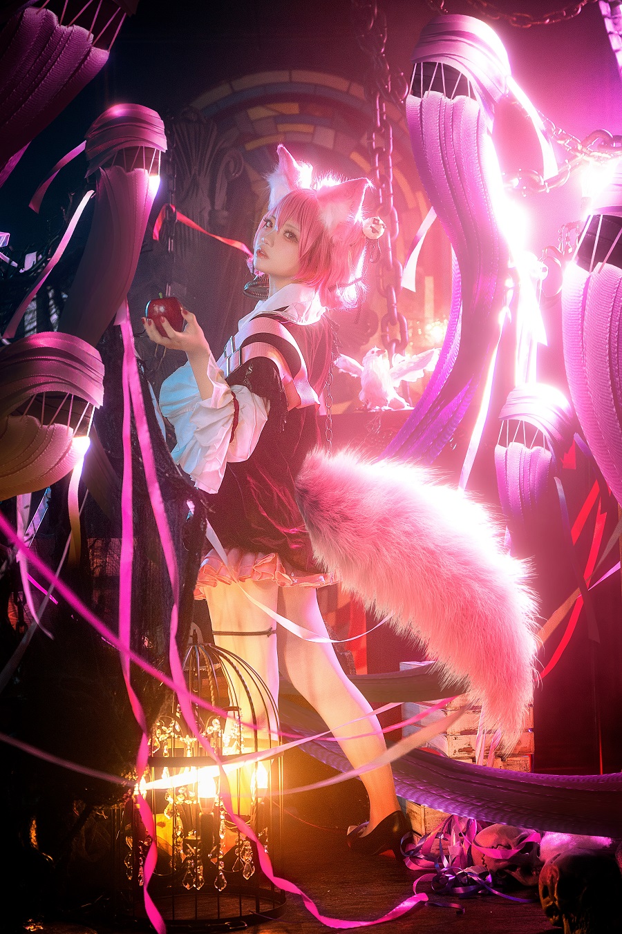 伊喵君_Nya-明日方舟-巫恋[18P] 小姐姐 预览3图
