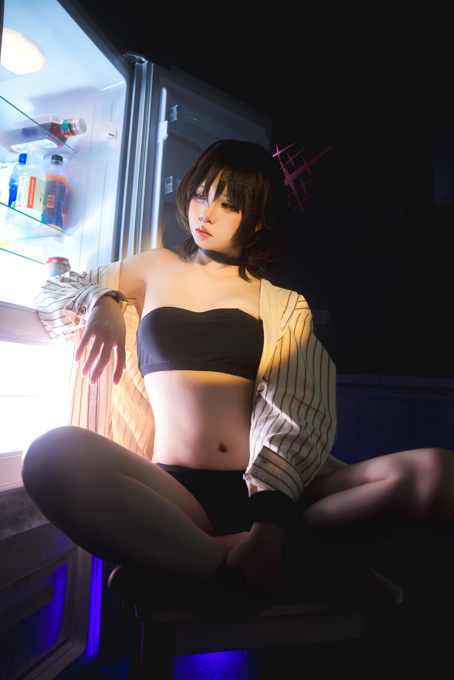纸悦Etsu_ko-蔚蓝档案-戒野美咲泳装[28P] 小姐姐 预览2图