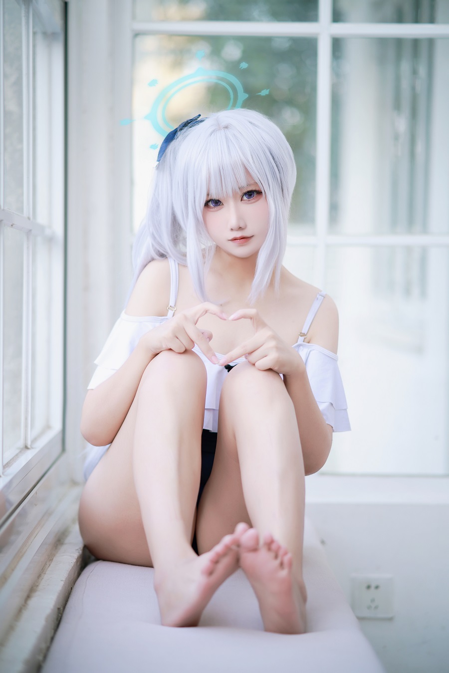 lunananya-蔚蓝档案-月雪宫子泳装[20P] 小姐姐 预览3图