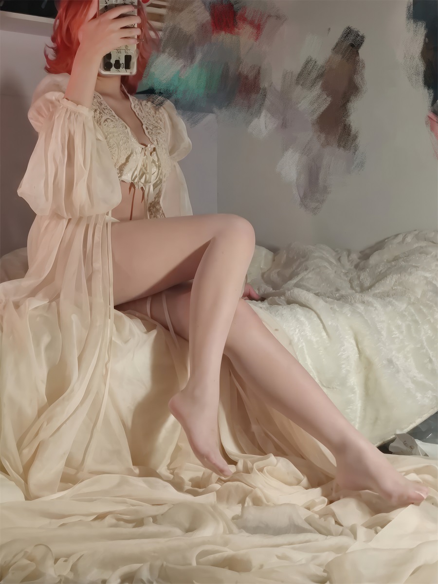 花铃-袜袜自拍[24P+3V] 小姐姐 预览1图