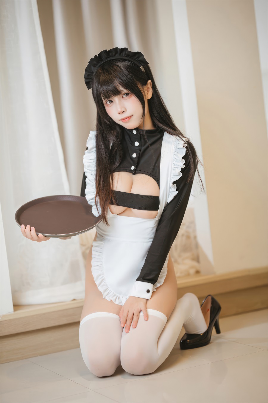 三無人型-高叉女仆[42P] 小姐姐 预览1图